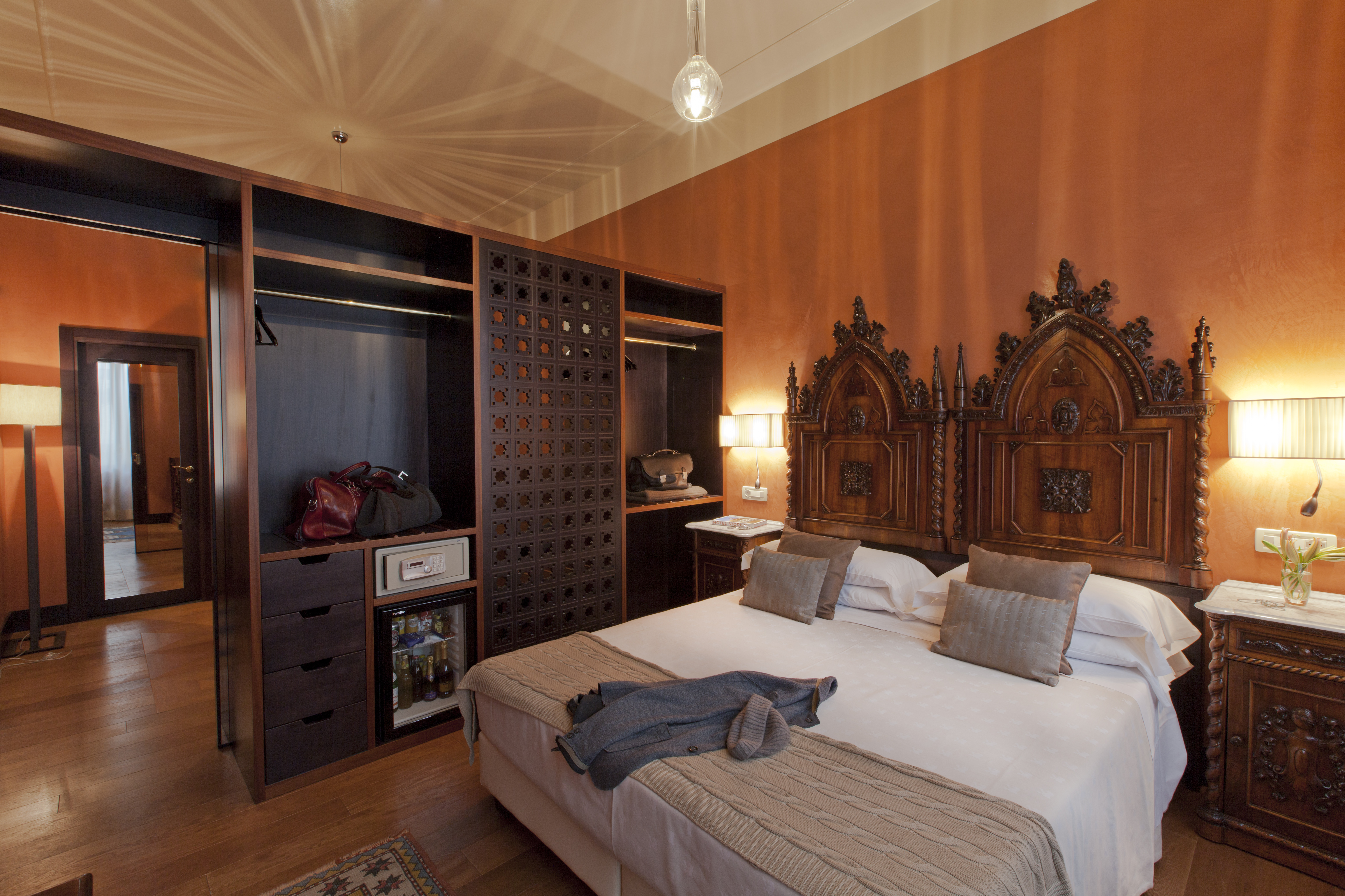 Hotel Saturnia & International