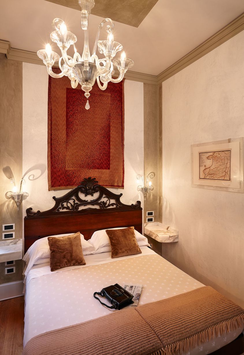 Hotel Saturnia & International