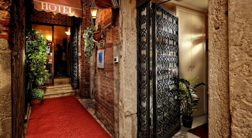 Hotel Tintoretto