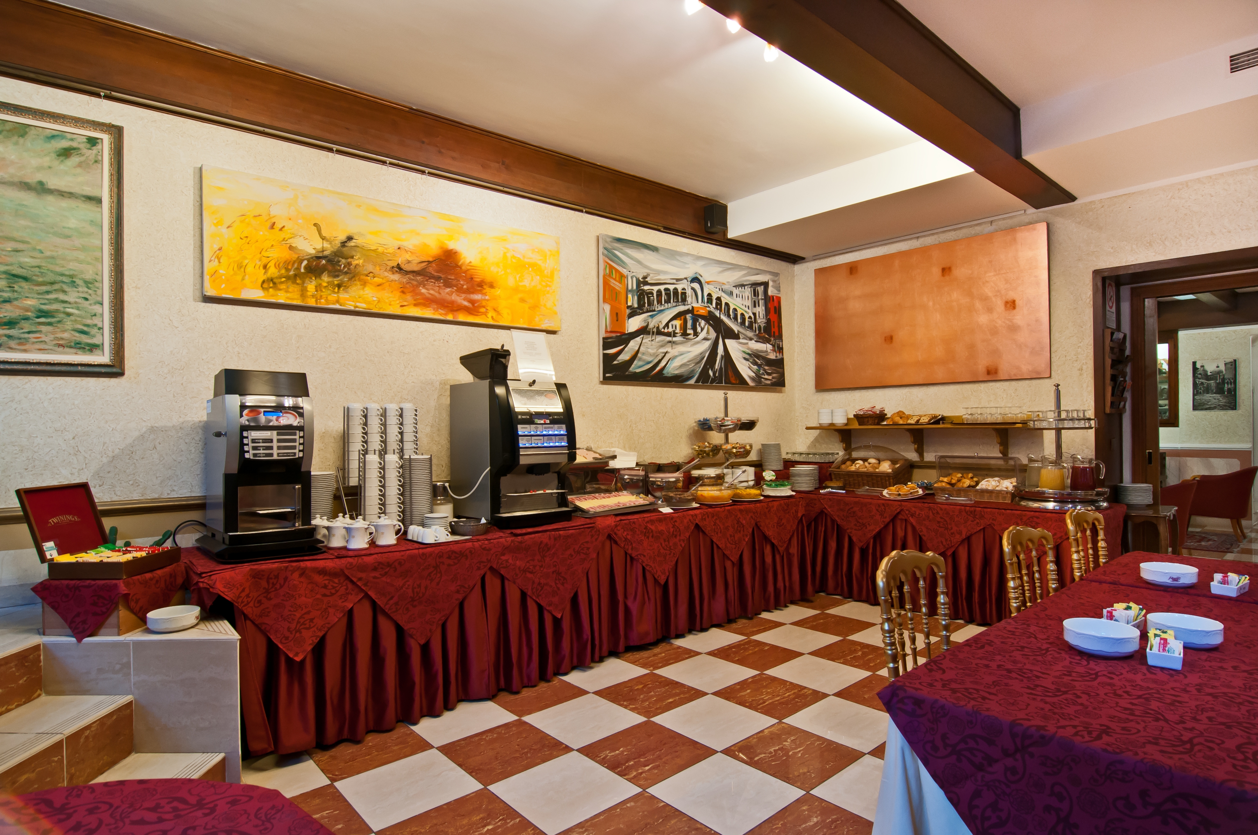 La Fenice et des Artistes