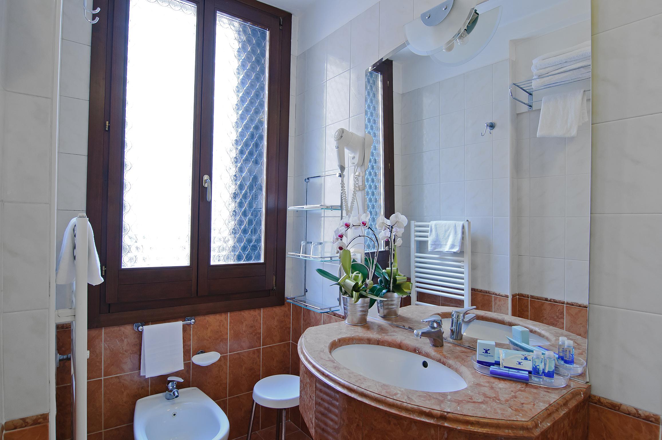 La Fenice et des Artistes