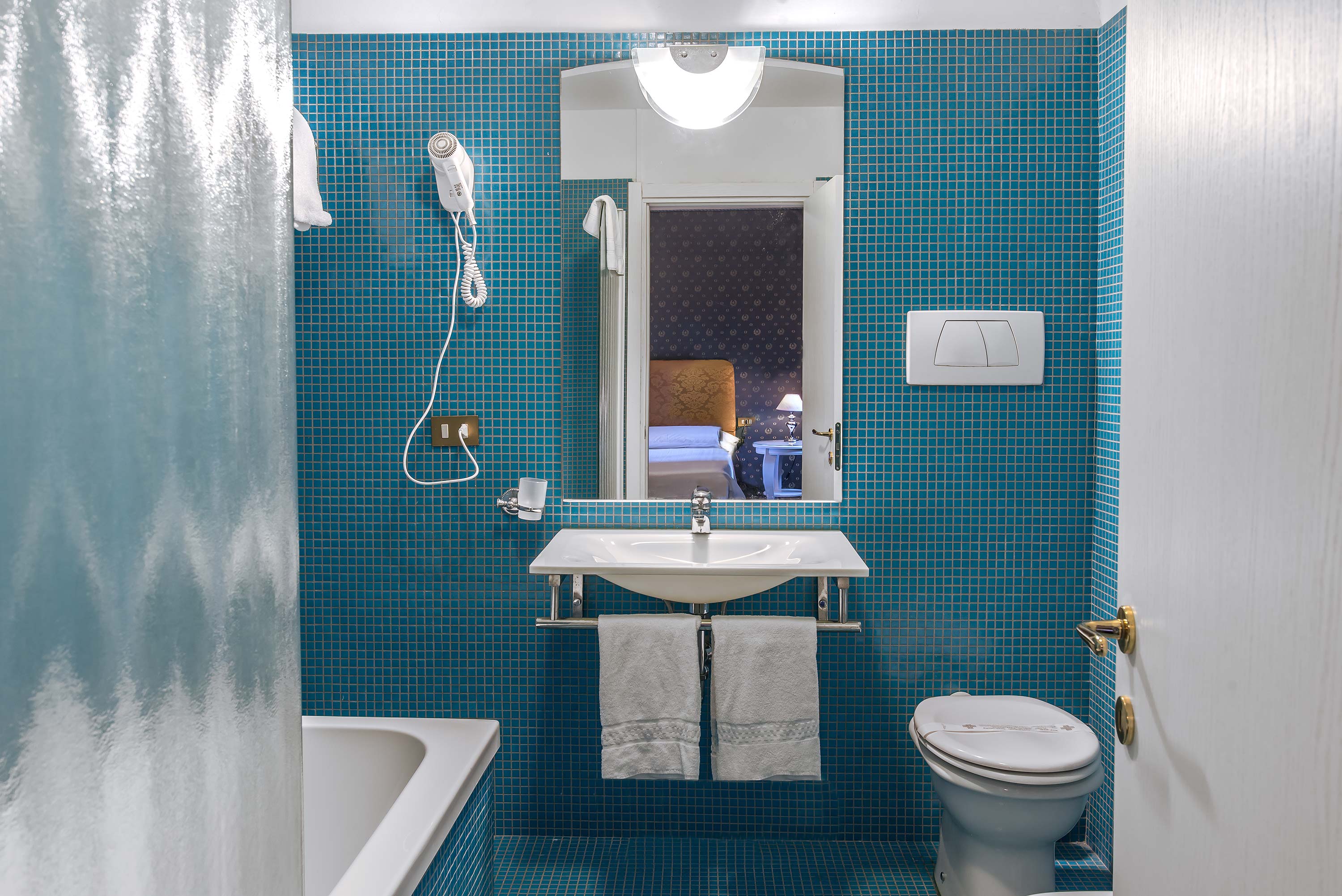 La Fenice et des Artistes