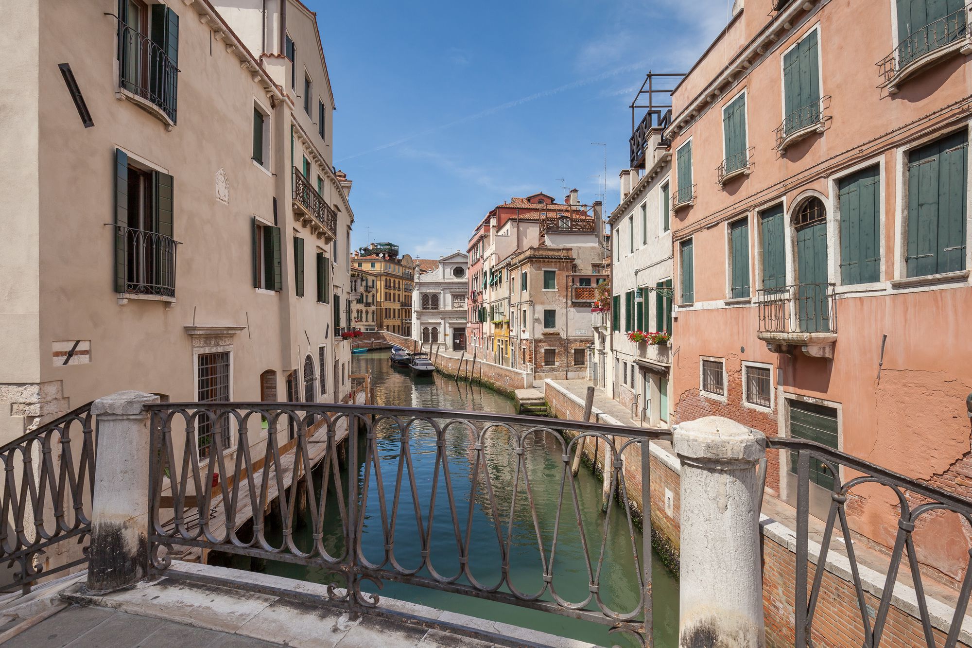 Liassidi Wellness Suites