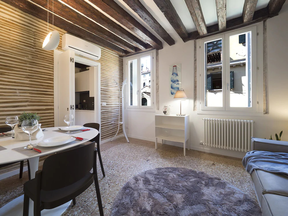 Majestic Rialto House