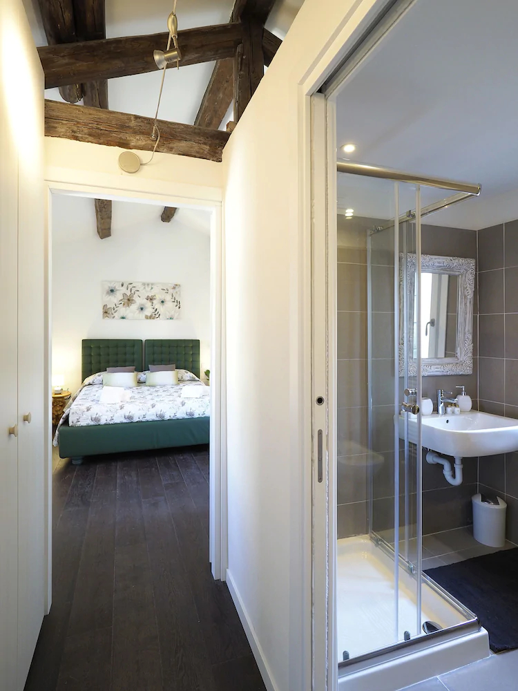 Majestic Rialto House