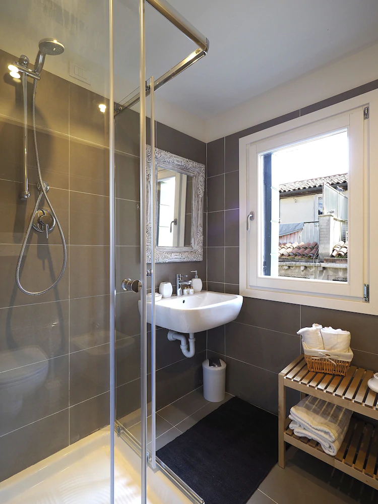 Majestic Rialto House