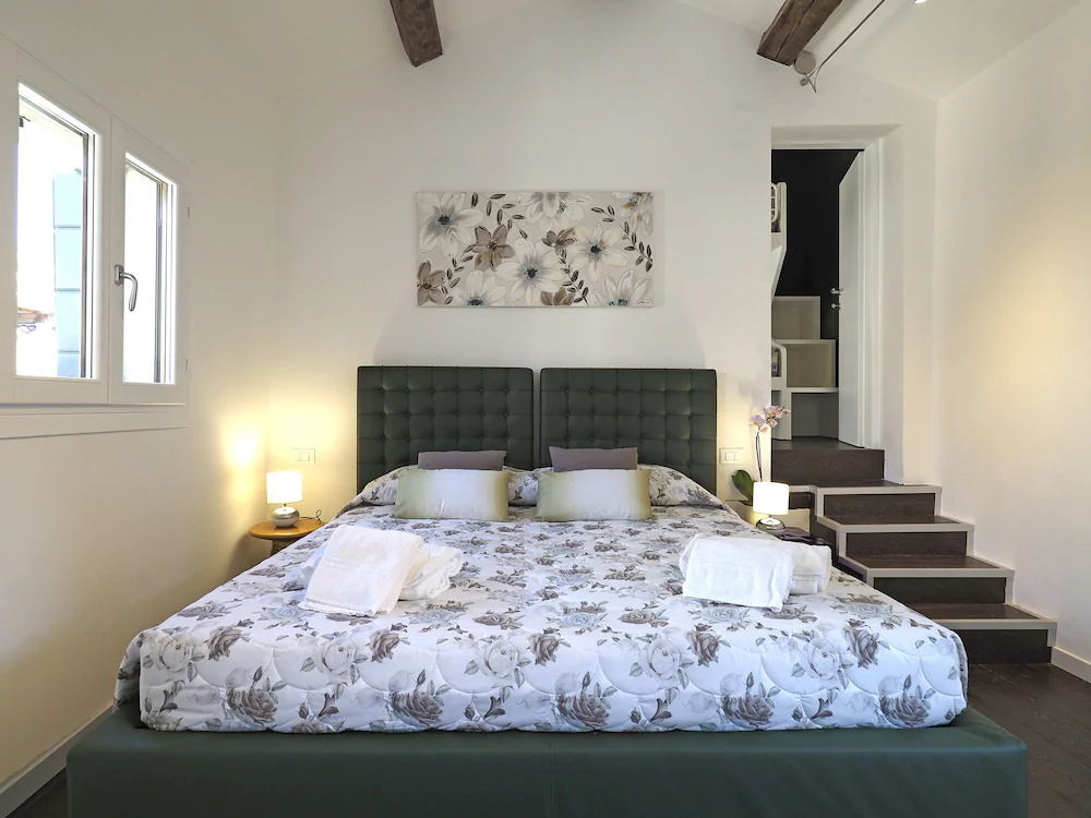 Majestic Rialto House