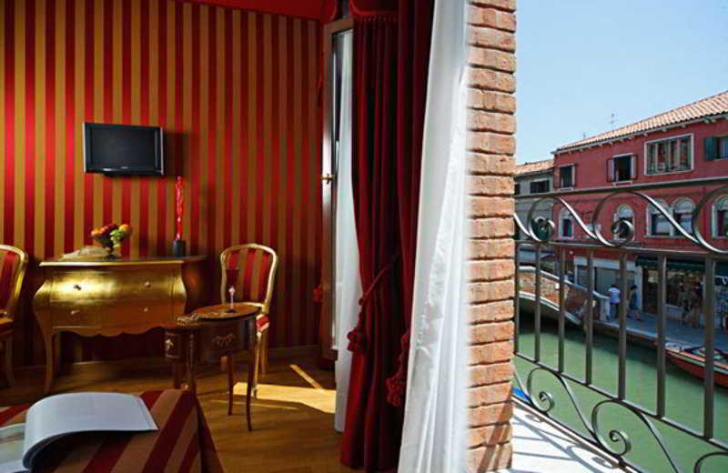 Murano Palace