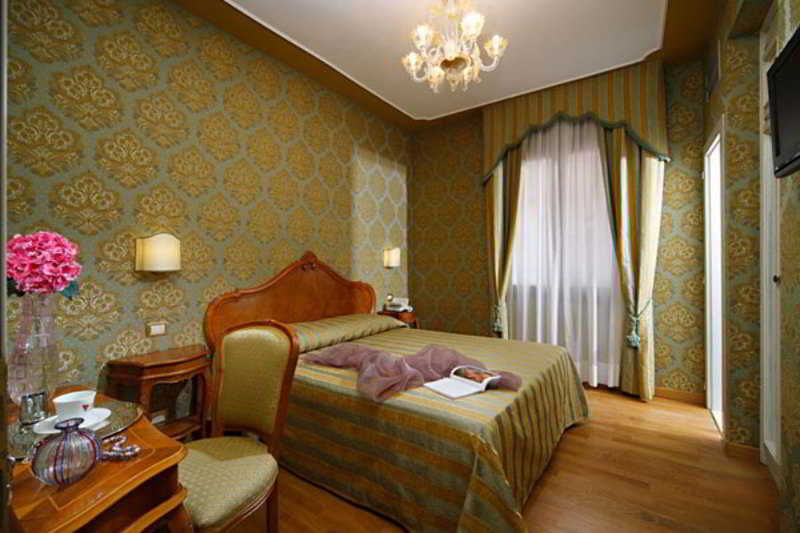 Murano Palace