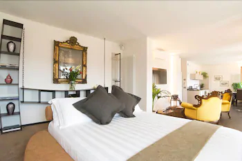 Murano Suites