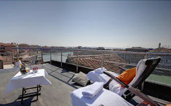 Murano Suites