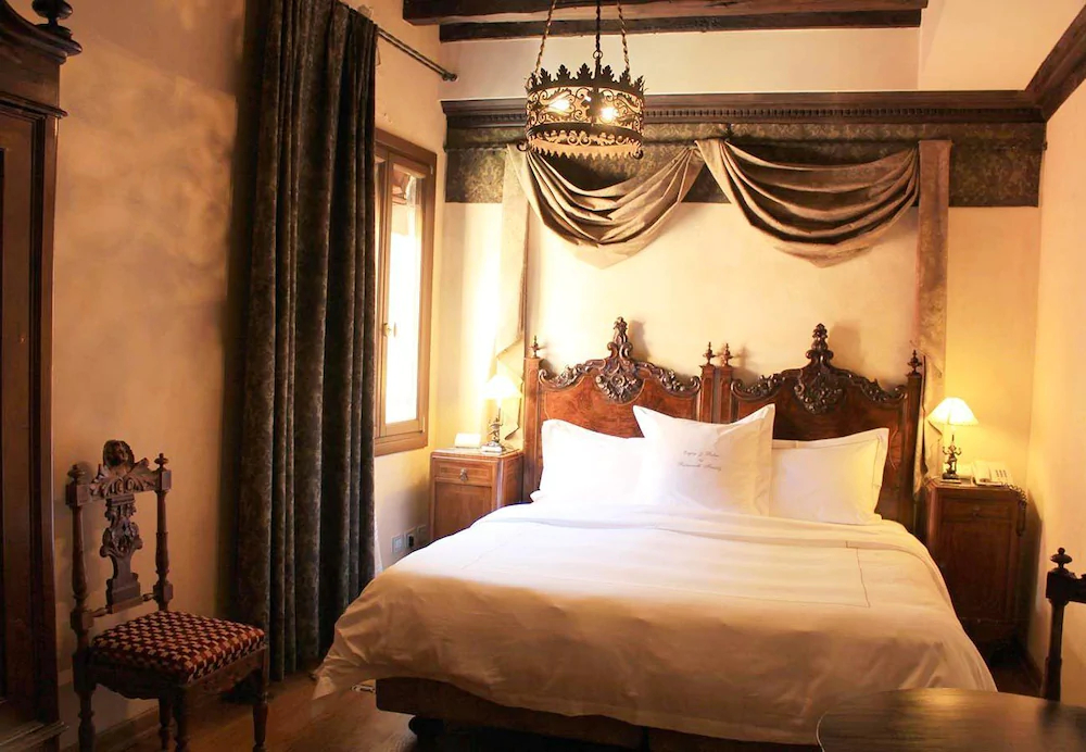 Novecento Boutique