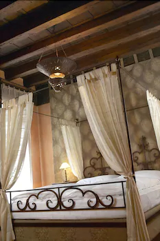 Novecento Boutique