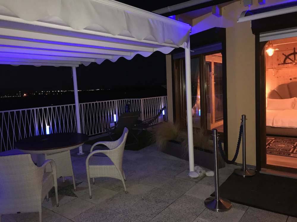 Oasis Golden Lagoon Chalet