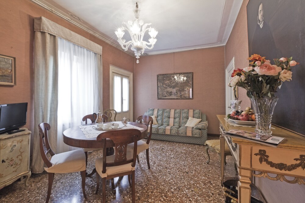 Palazzetto San Lio