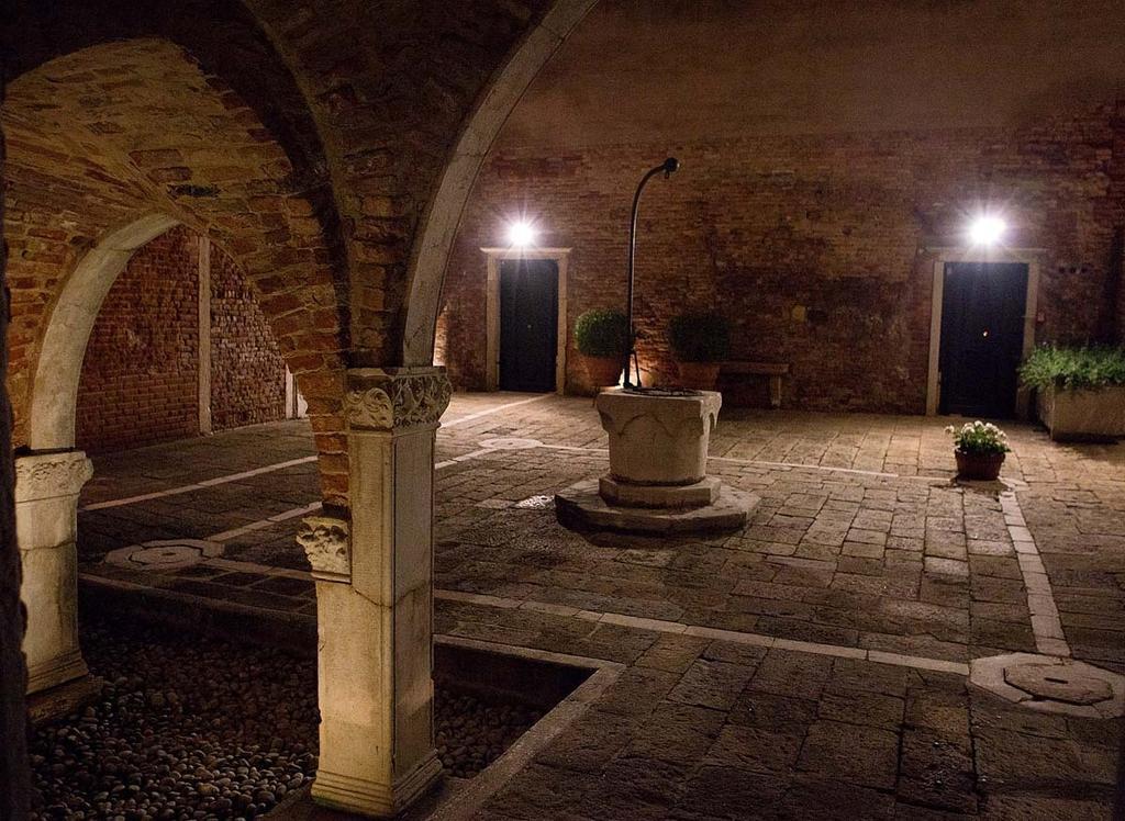 Palazzo Contarini Porta di Ferro