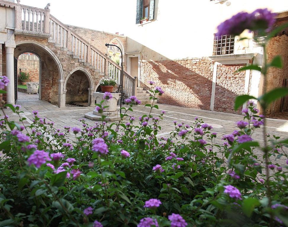Palazzo Contarini Porta di Ferro
