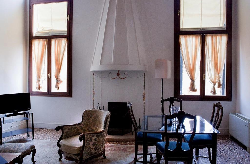 Palazzo Contarini Porta di Ferro