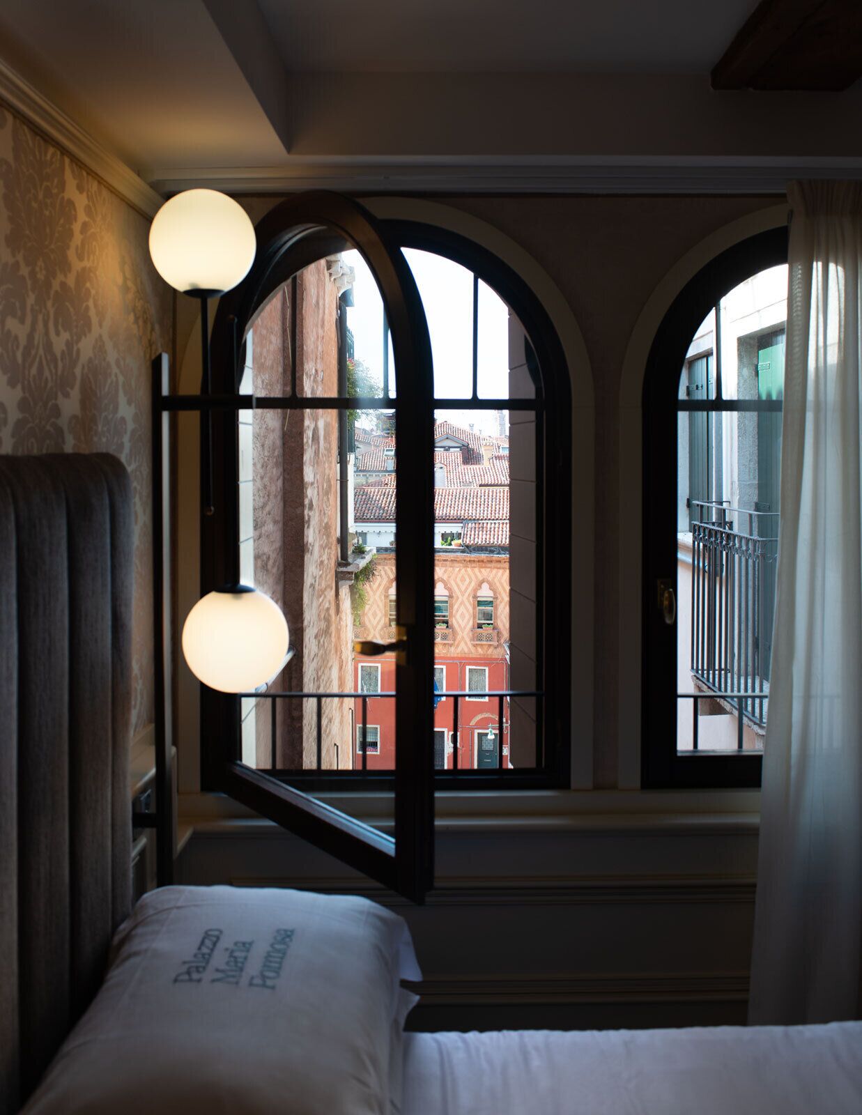 Eight Venezia