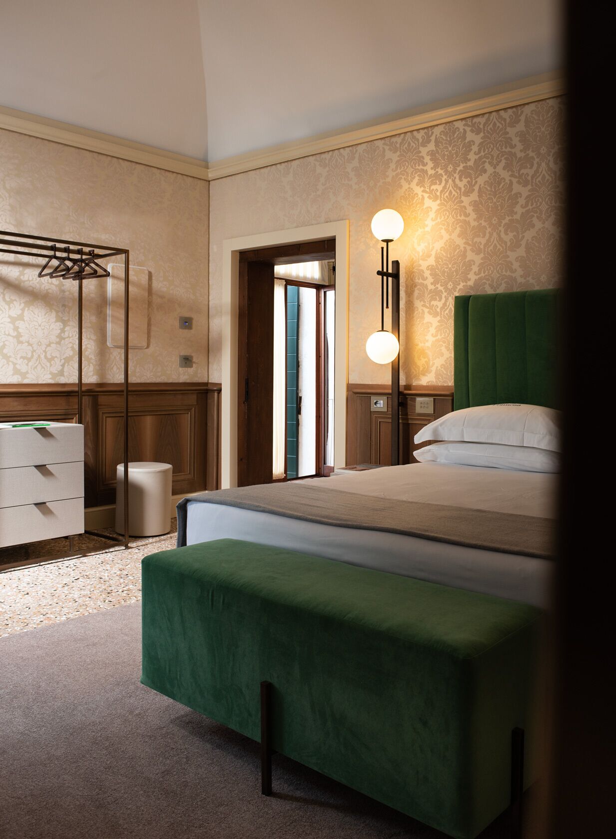 Eight Venezia