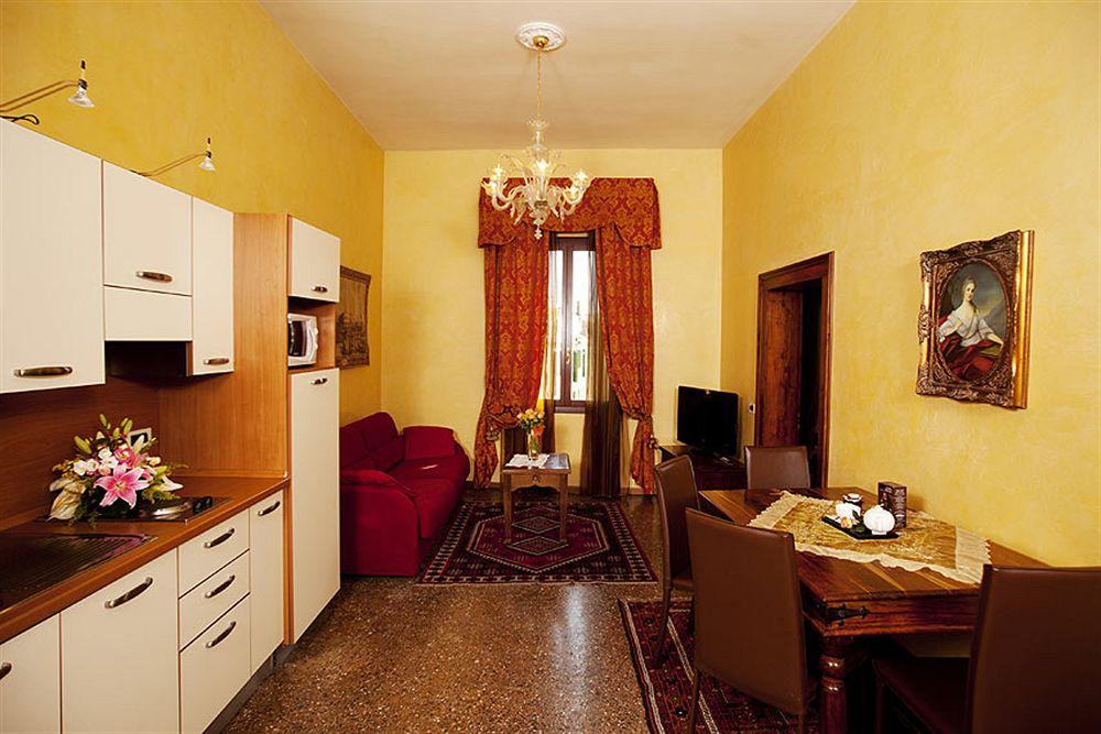 Palazzo Odoni