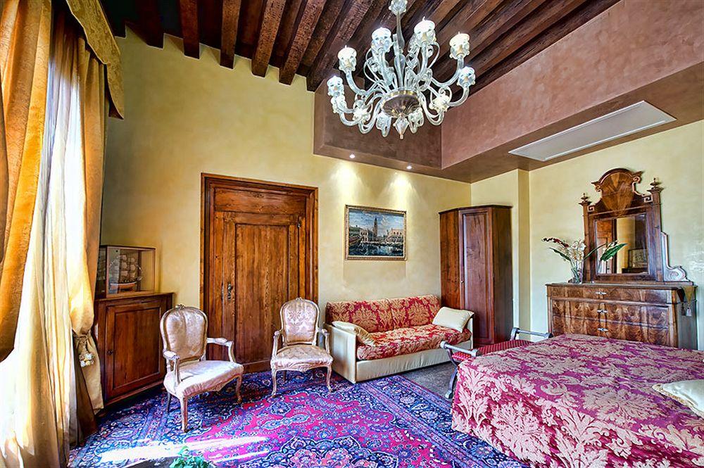 Palazzo Odoni