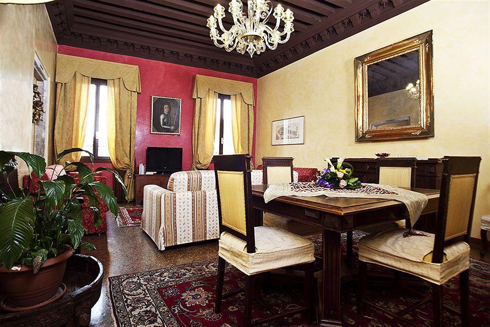 Palazzo Odoni