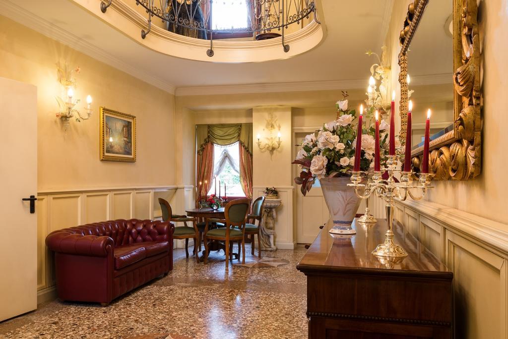 Parkhotel Villa Vicini