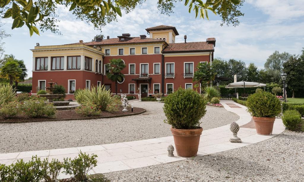 Parkhotel Villa Vicini