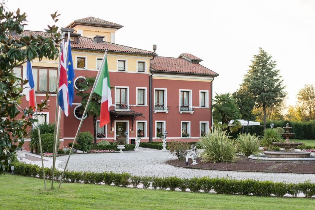 Parkhotel Villa Vicini