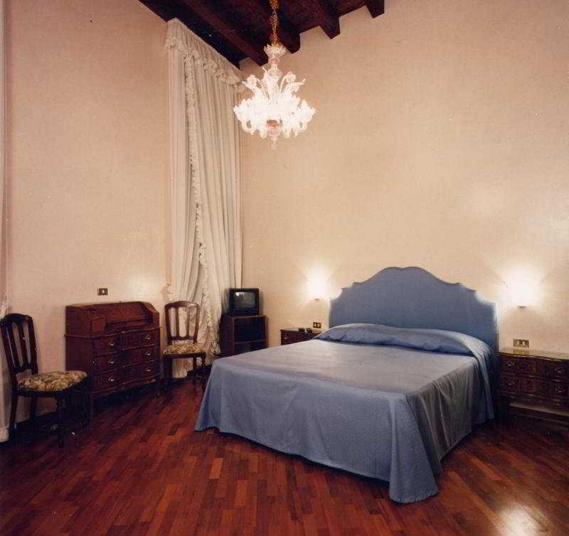 Piccola Fenice