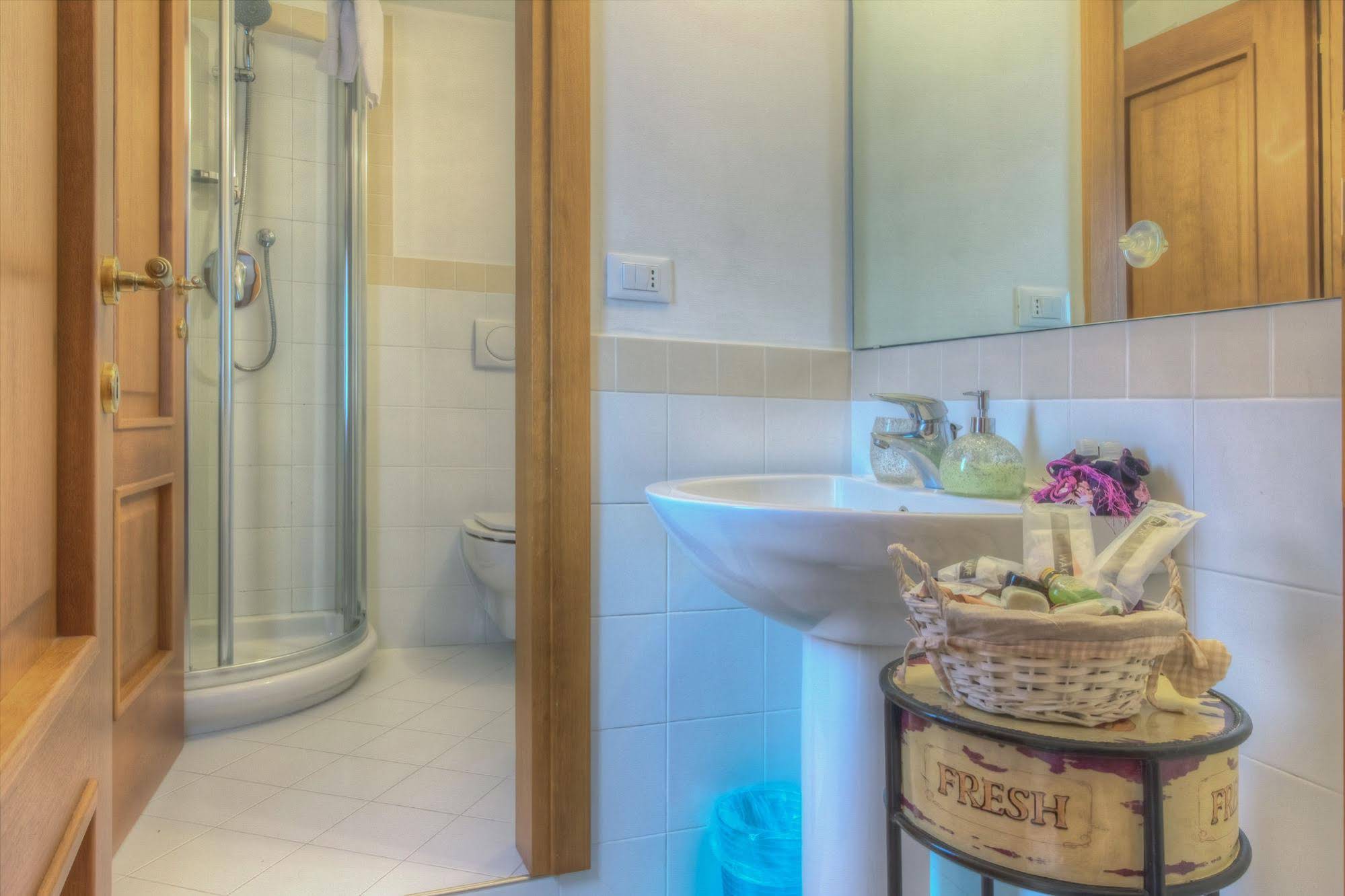 Residenza de l'Osmarin Suites