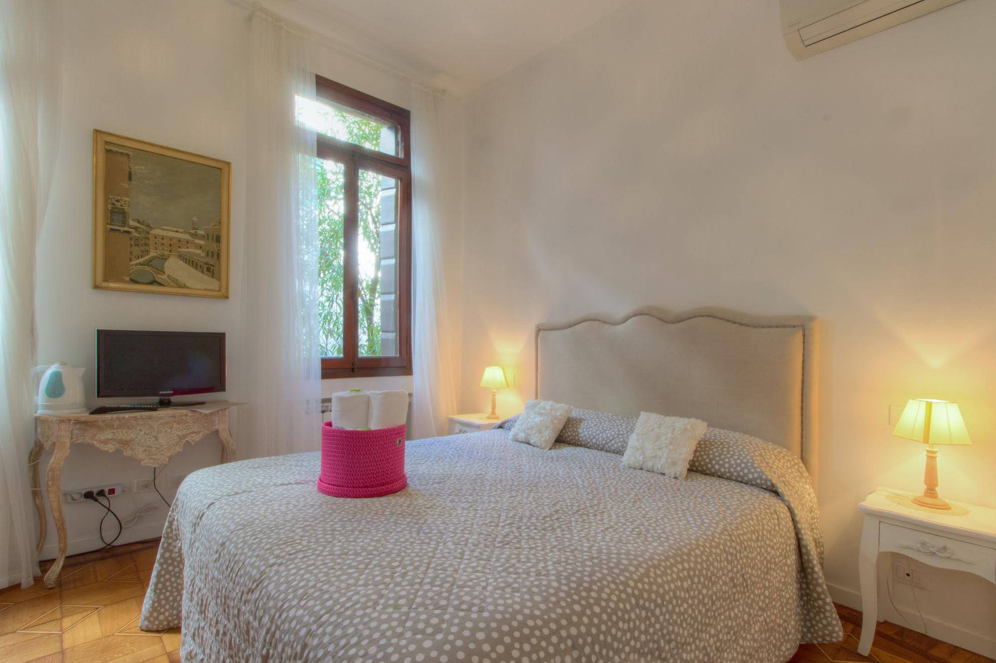 Residenza de l'Osmarin Suites