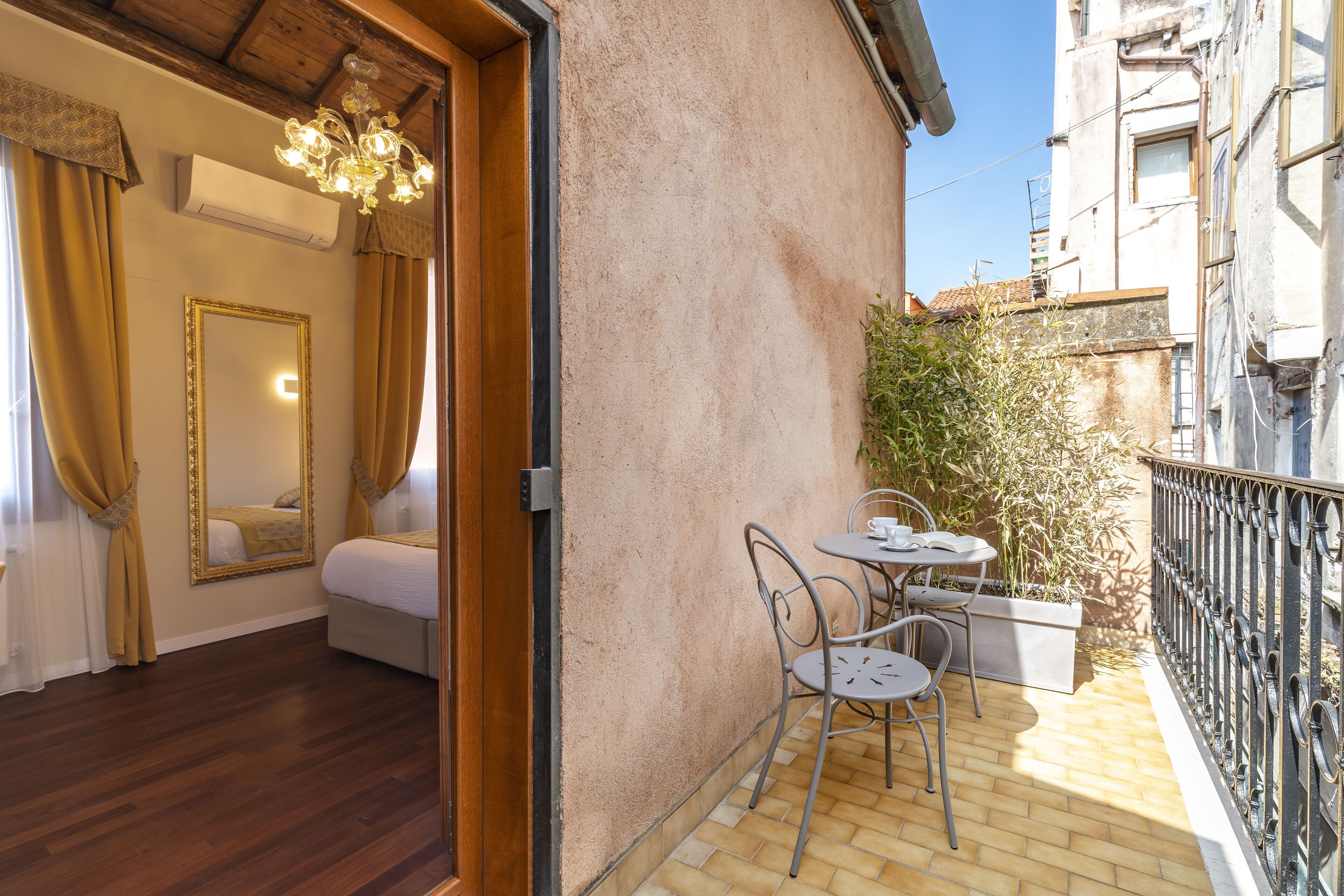 Residenza La Duchessa Deluxe Rooms