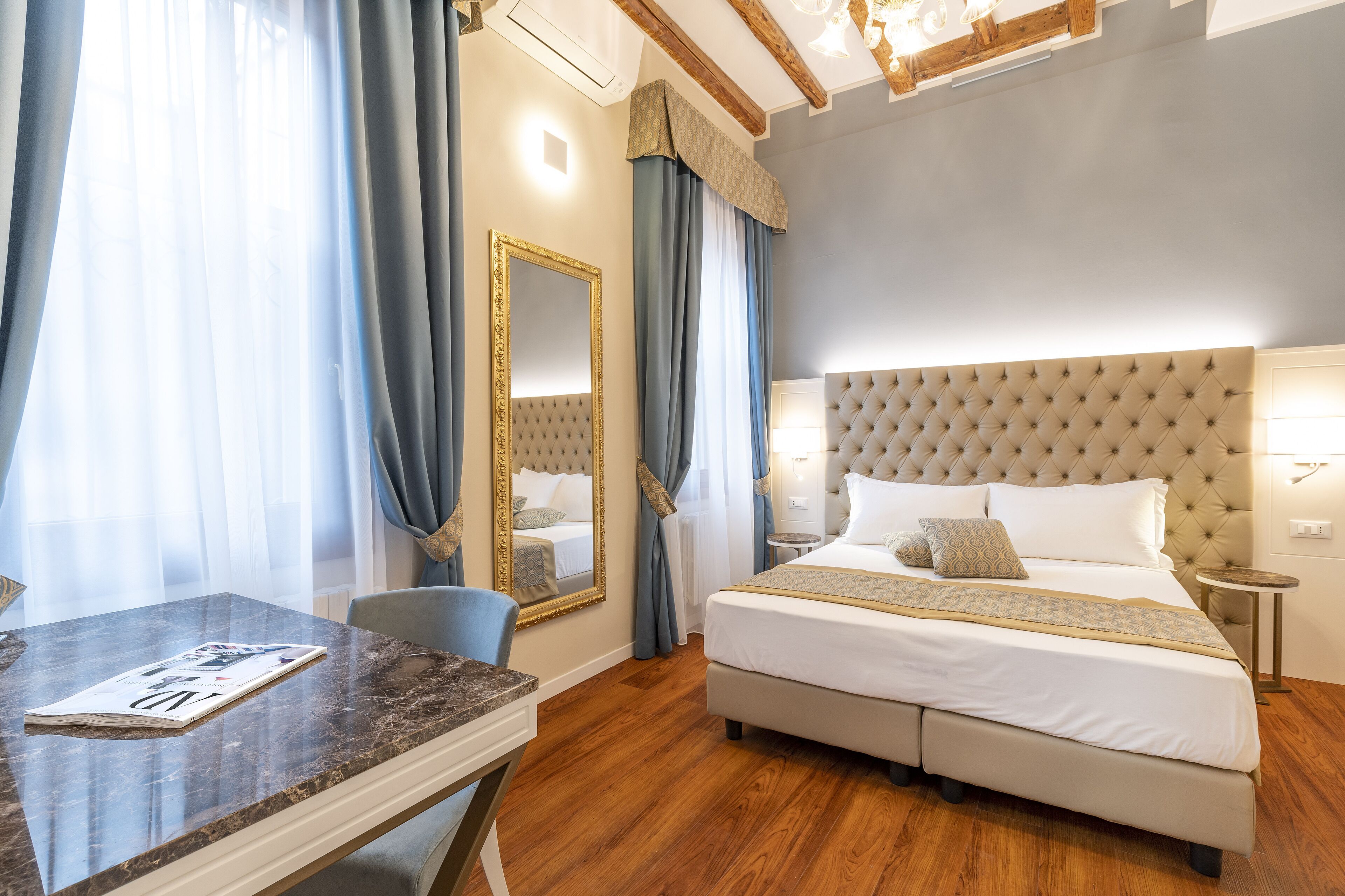 Residenza La Duchessa Deluxe Rooms