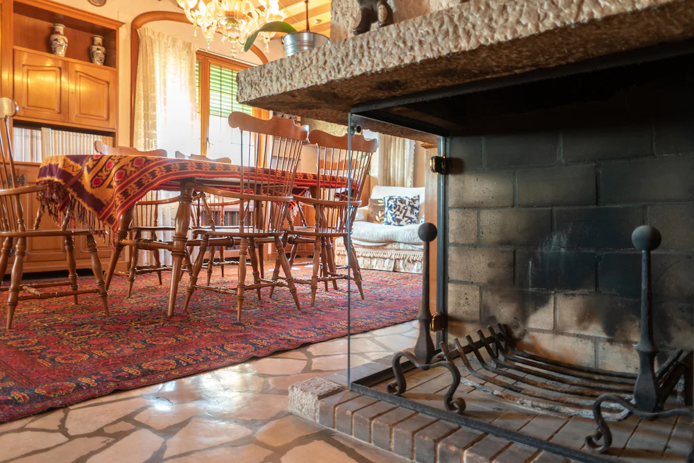 Rousseau's Apartment