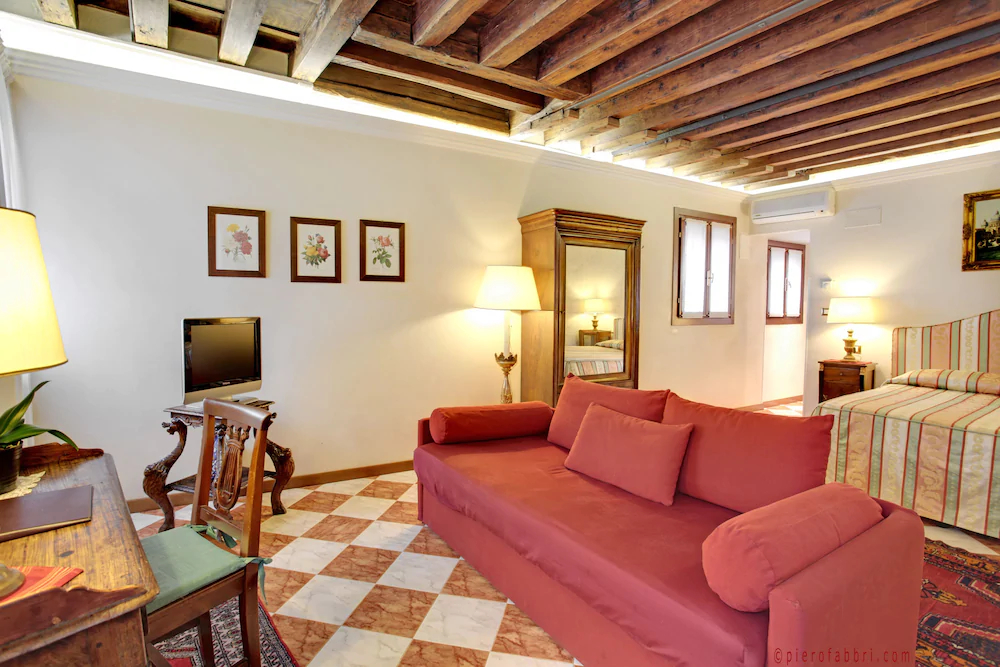 San Giorgio degli Schiavoni Apartments