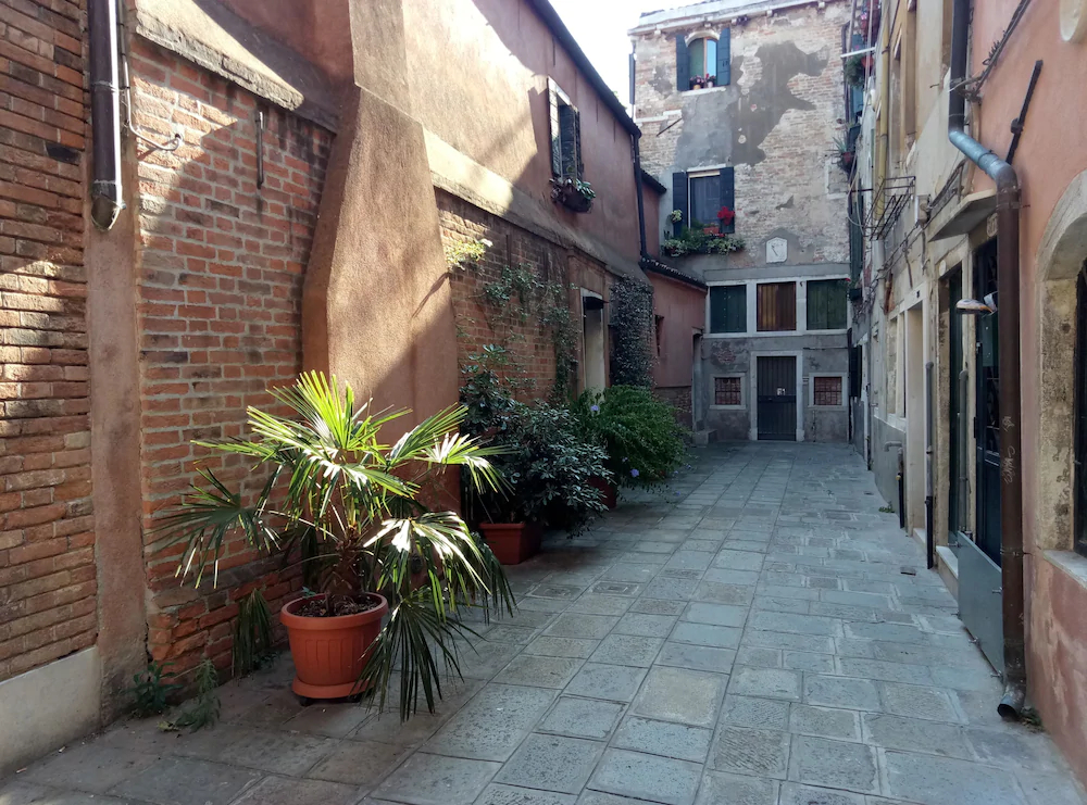 San Giorgio degli Schiavoni Apartments