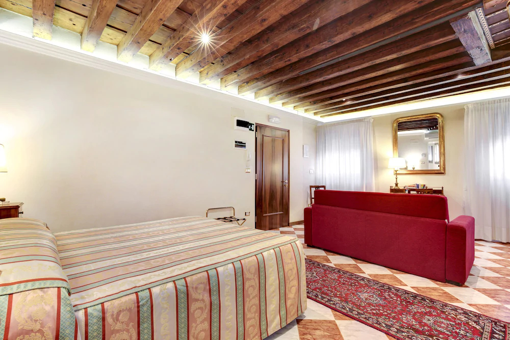 San Giorgio degli Schiavoni Apartments