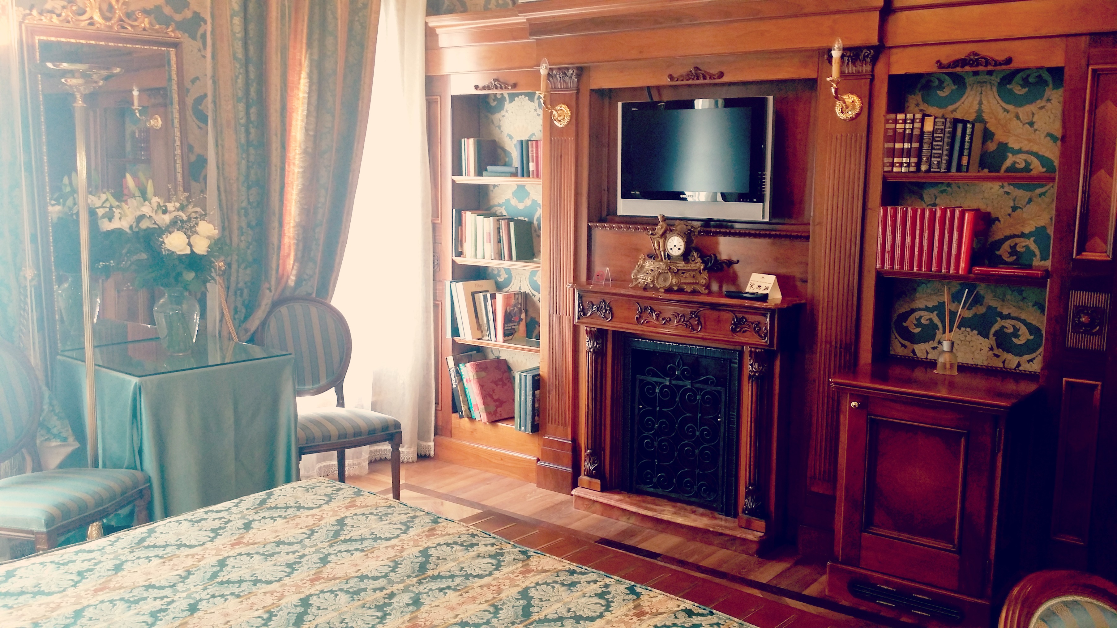 Bellevue Luxury Rooms