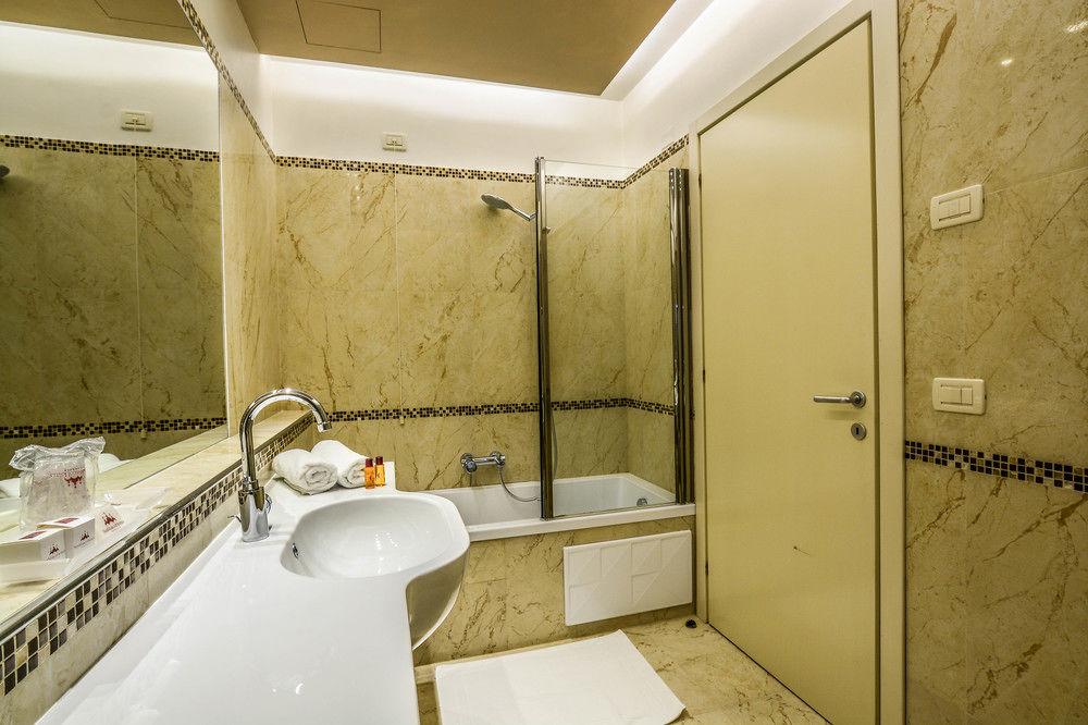 Torre dell'Orologio Suites