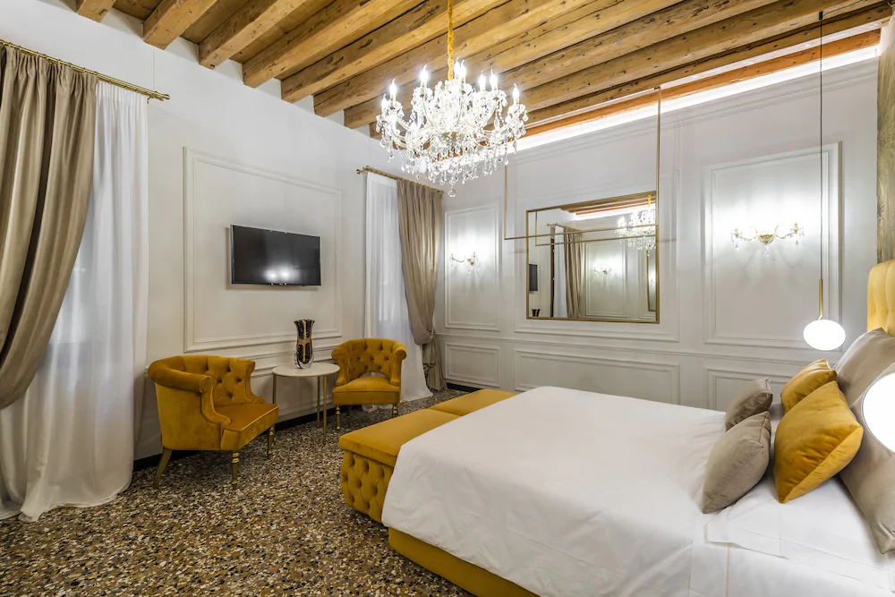 San Maurizio Luxury Suites