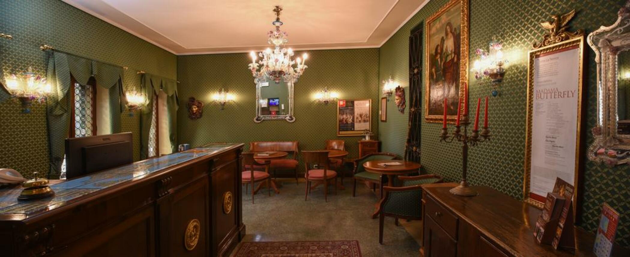 Hotel San Moise