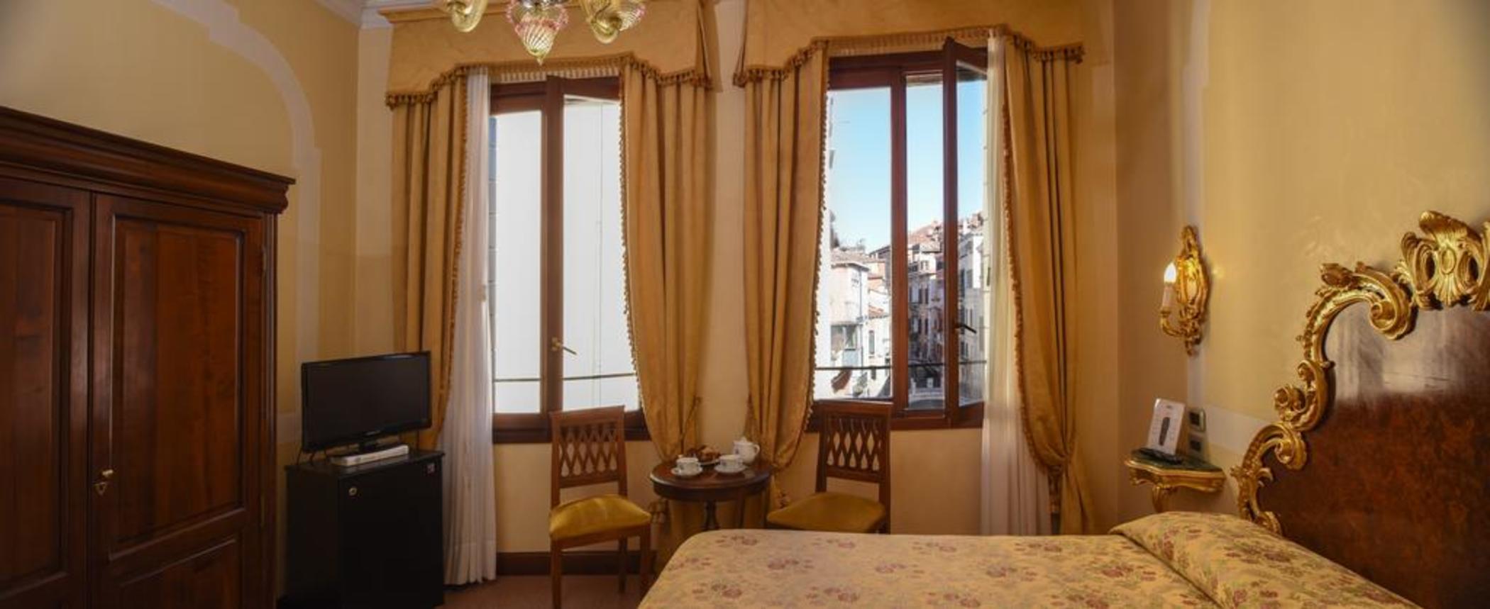 Hotel San Moise