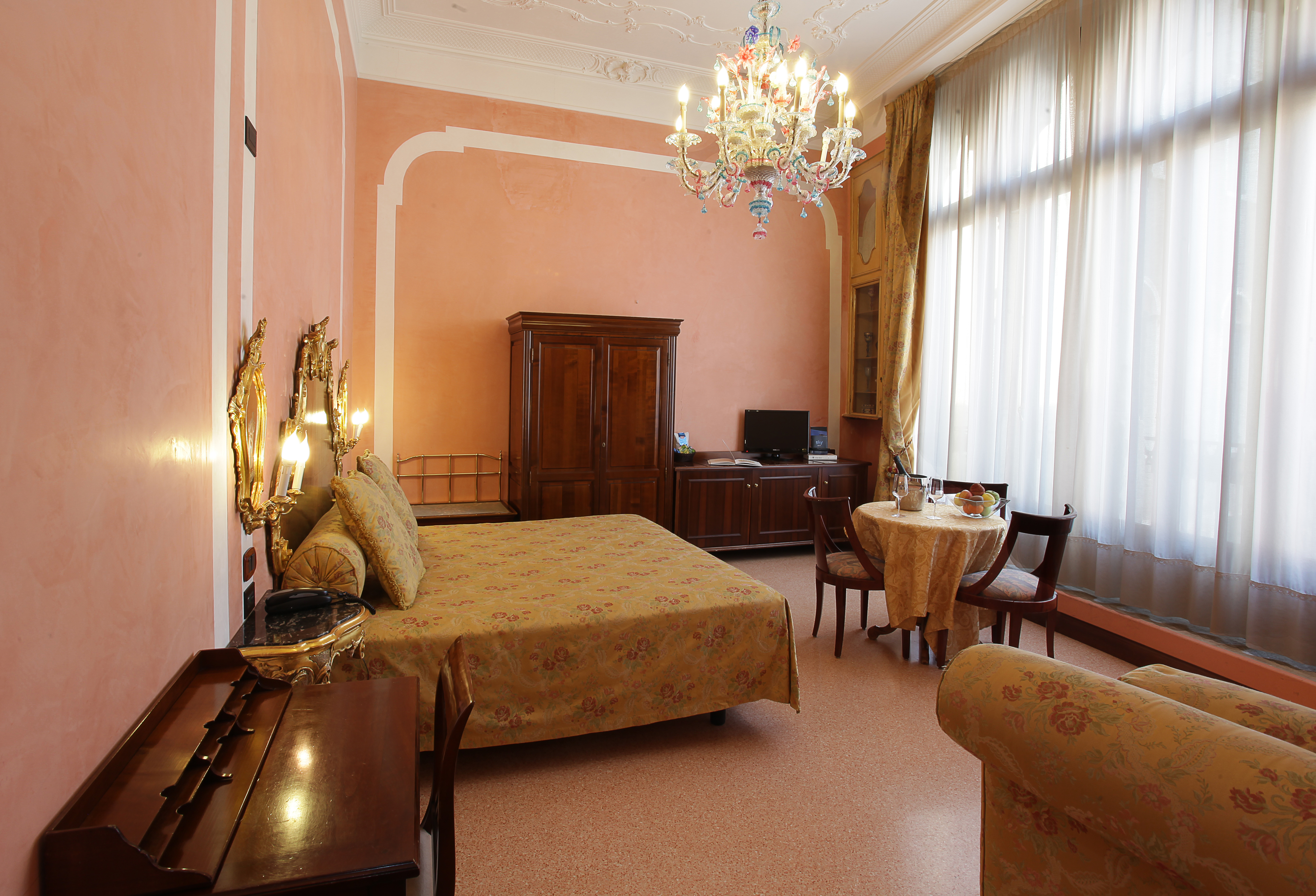 Hotel San Moise