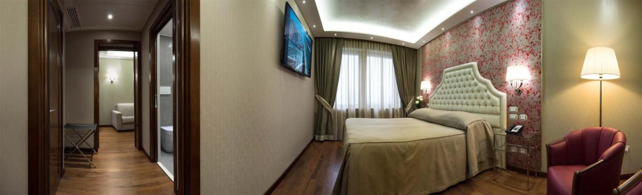 Hotel Santa Chiara