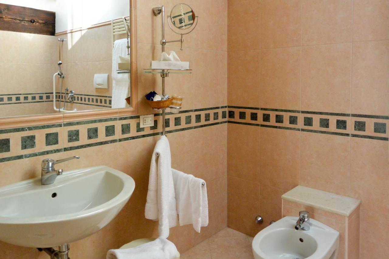 Hotel Santa Chiara