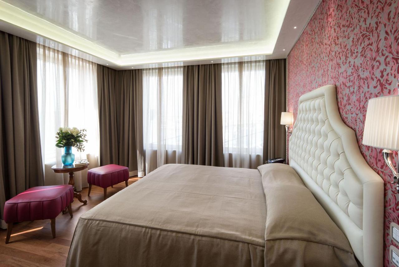 Hotel Santa Chiara
