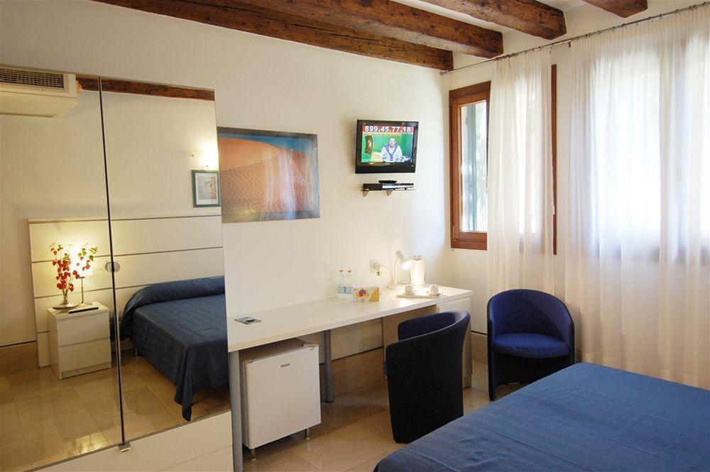 Santa Margherita Guesthouse