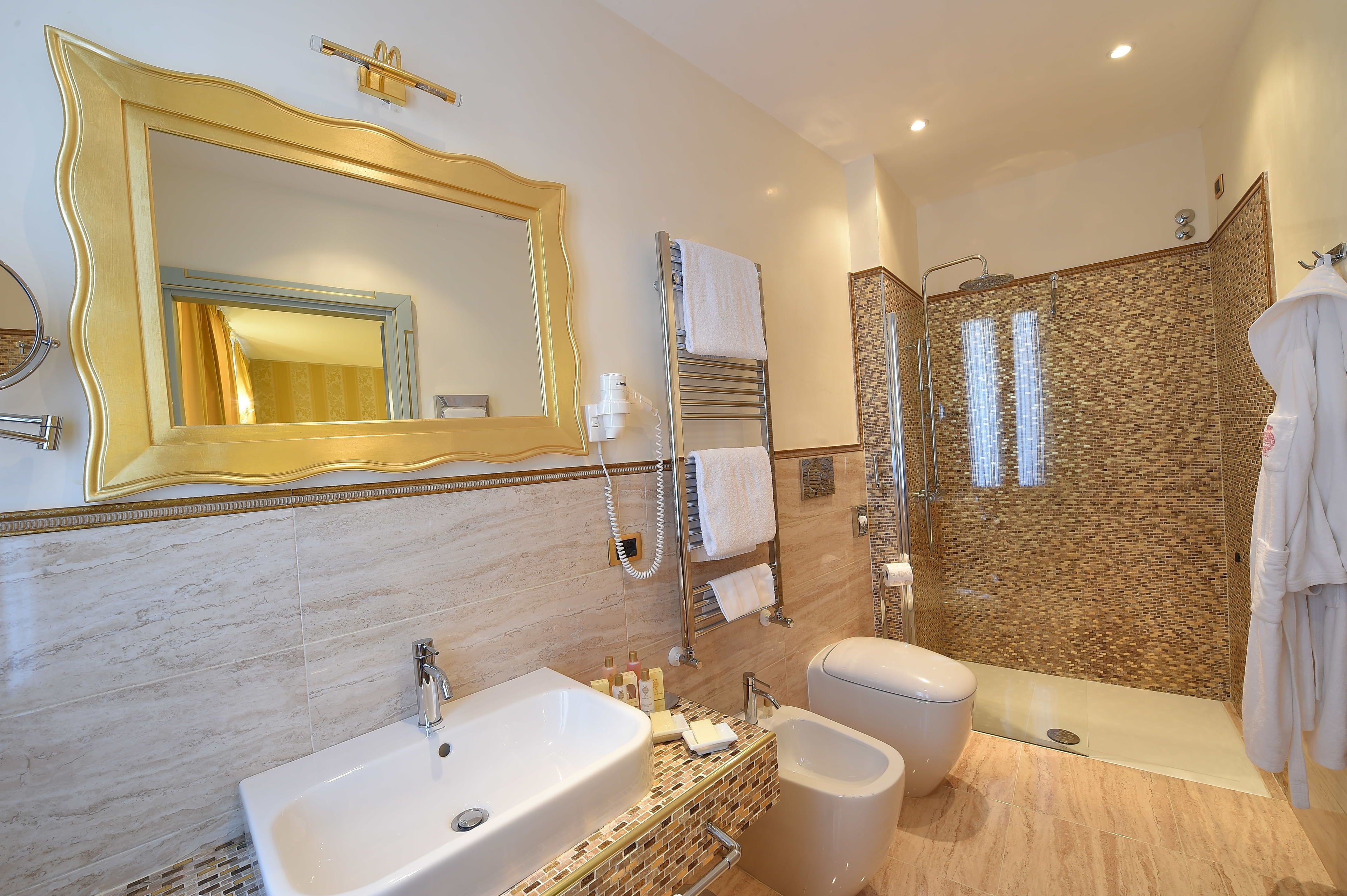 Hotel Savoia & Jolanda